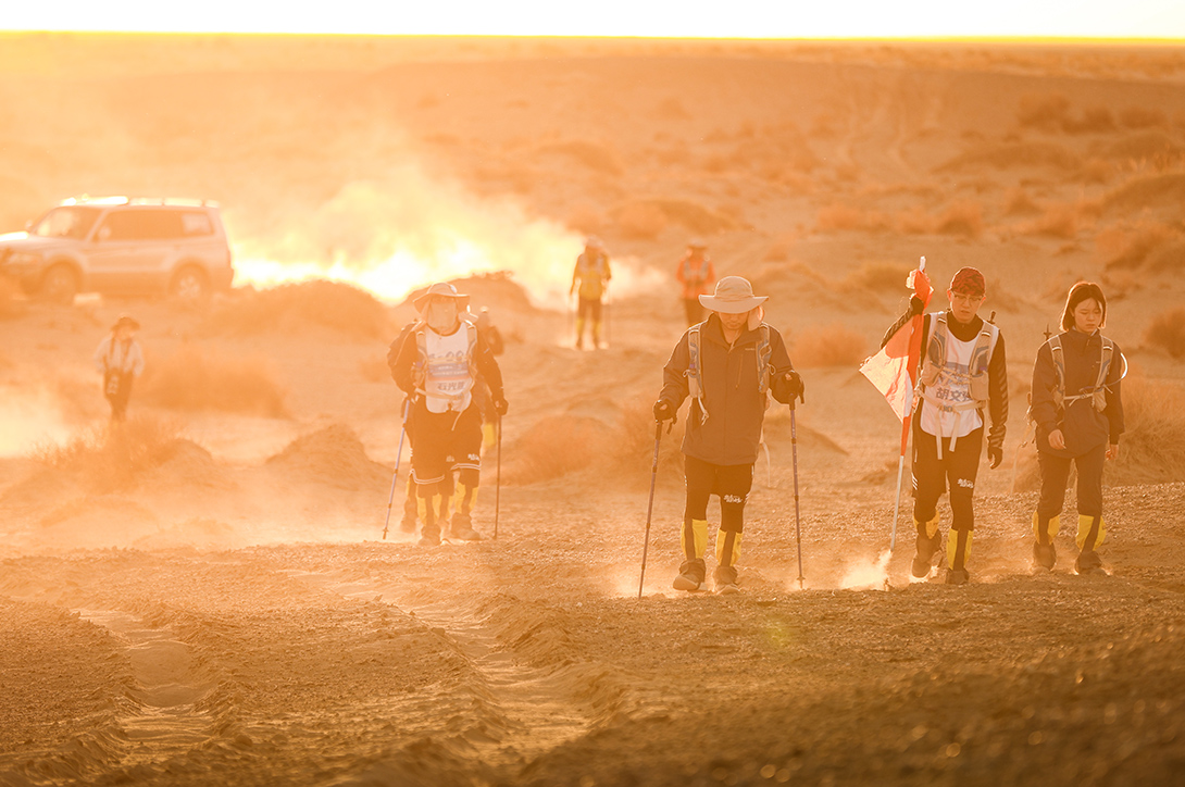 美的置業(yè)·磐石計(jì)劃·戈壁挑戰(zhàn)賽完美收官！