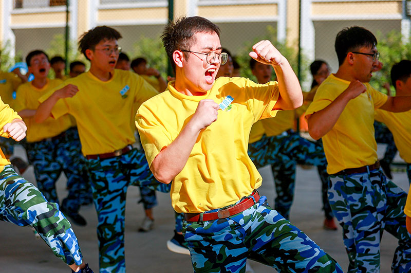 東鵬瓷磚2021屆新銳班拓展團(tuán)建圓滿結(jié)束