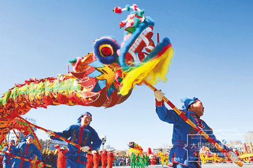 使命必達(dá)！趣味運(yùn)動會+百米騰龍主題團(tuán)建鍛造時(shí)代精英！