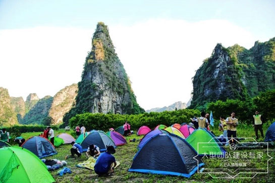 戶外拓展訓(xùn)練讓您的團(tuán)隊(duì)堅(jiān)不可摧